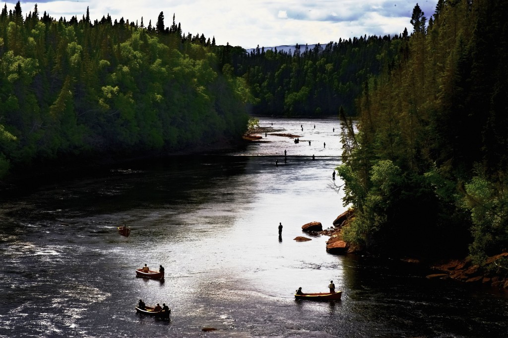 Nedenfor Big Falls på Upper Humber