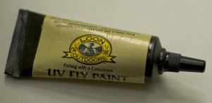 Lonn UV-FLY paint for hooks