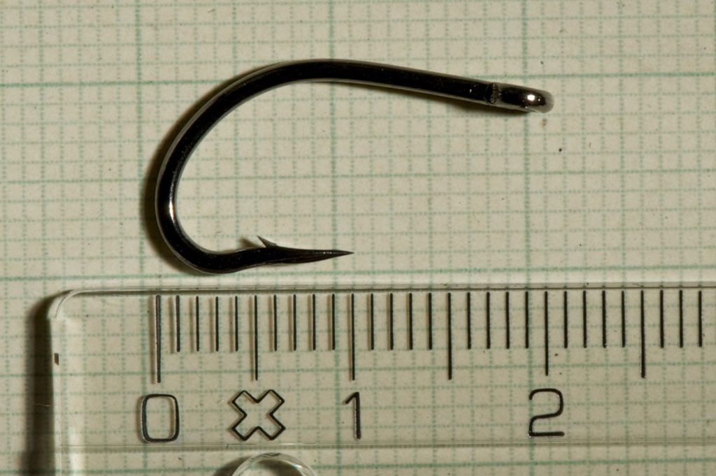 Owner 5106-051 Live Bait hook – Tube fly hook Size 4