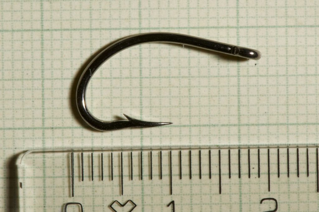 Owner 5106-051 Live Bait hook - Tube fly hook Size 6